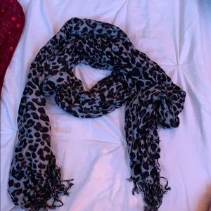 Leperd Scarf